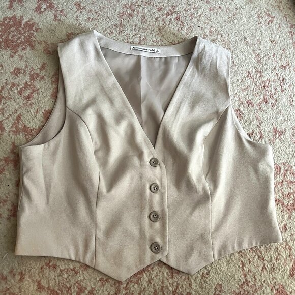 ABERCROMBIE CROPPED VEST - Picture 1 of 4